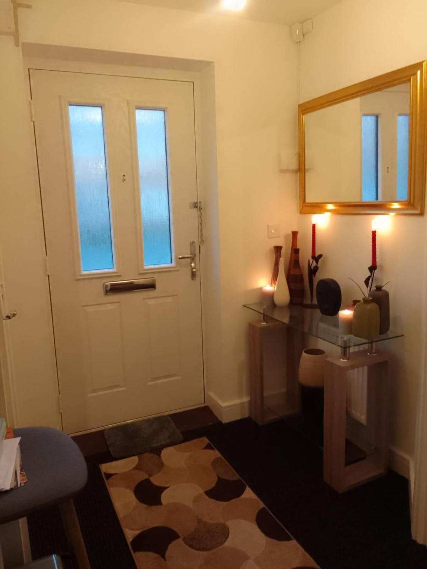 Ideal Home & Cottage Inviting 4 Bedroom Apartments Walsall Exterior foto